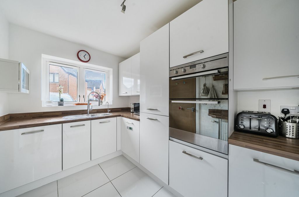 Property photo 2 of 17 1344295-6-68B8736...