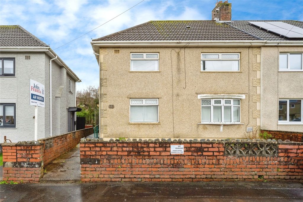 Property photo 2 of 24 Picture No. 23