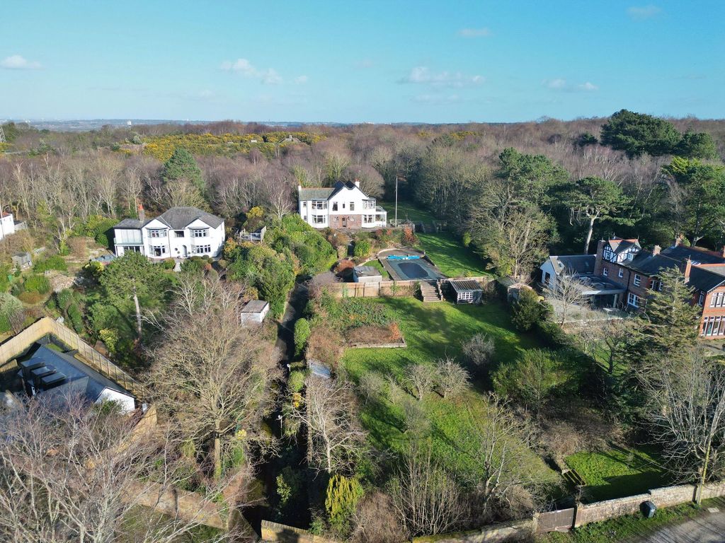 Property photo 3 of 39 Photo 1