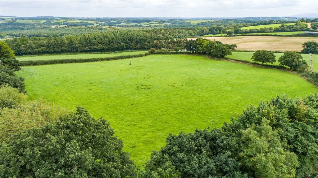 Property photo 2 of 22 Paddocks