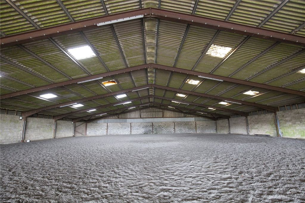 Additional image 17 of 6 bed equestrian for saleHeberdens Farm, Finchdean, Waterlooville, Hampshire PO8