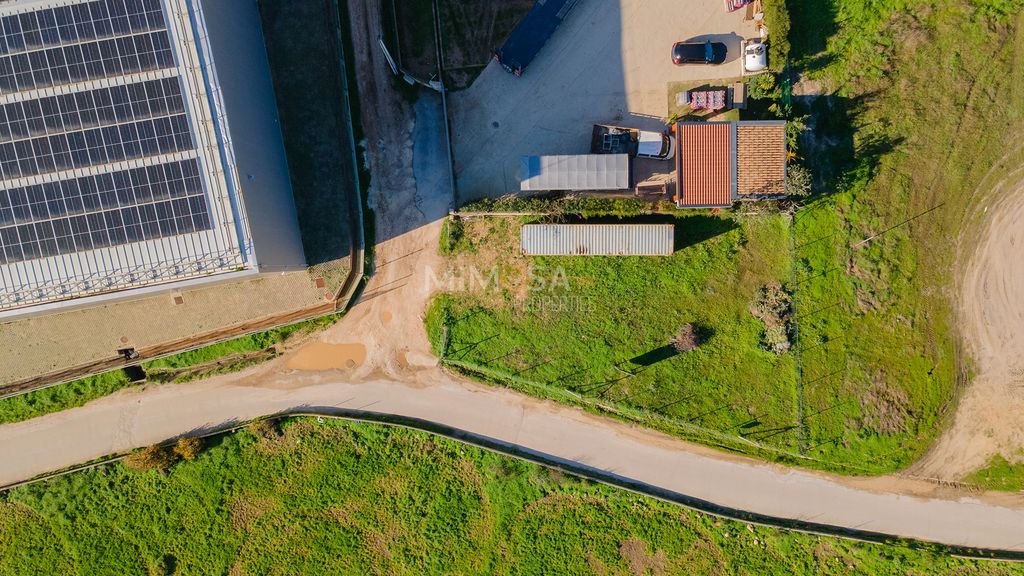 Property photo 2 of 9