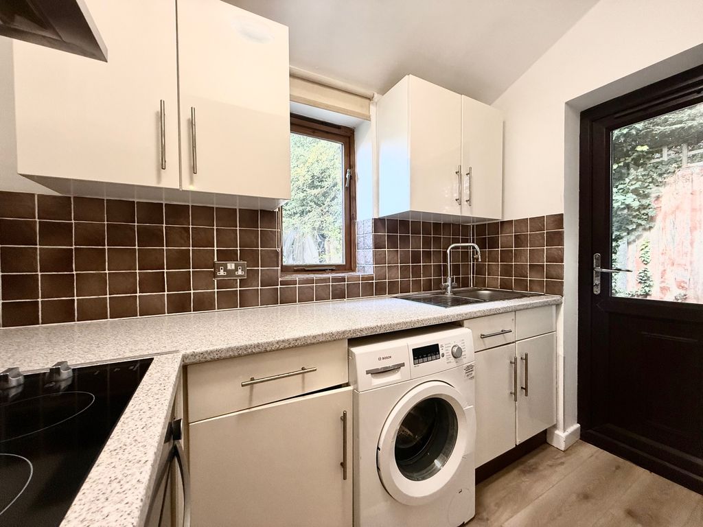Property photo 1 of 7 Img_5598