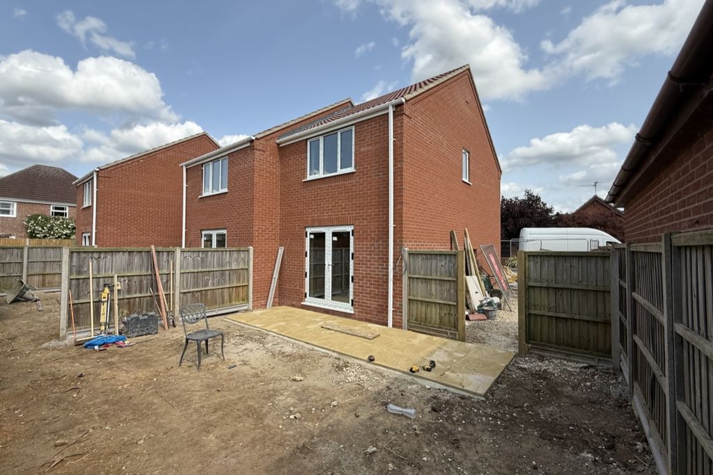 Property photo 3 of 5 Img_7105