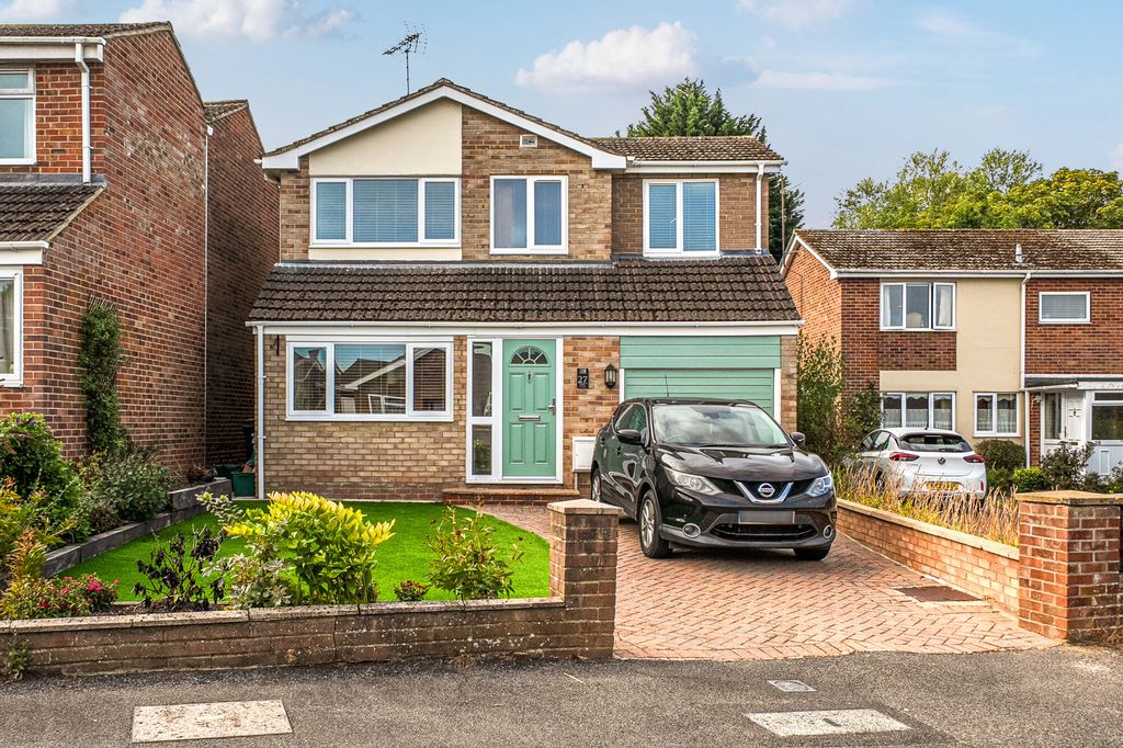Property photo 1 of 19