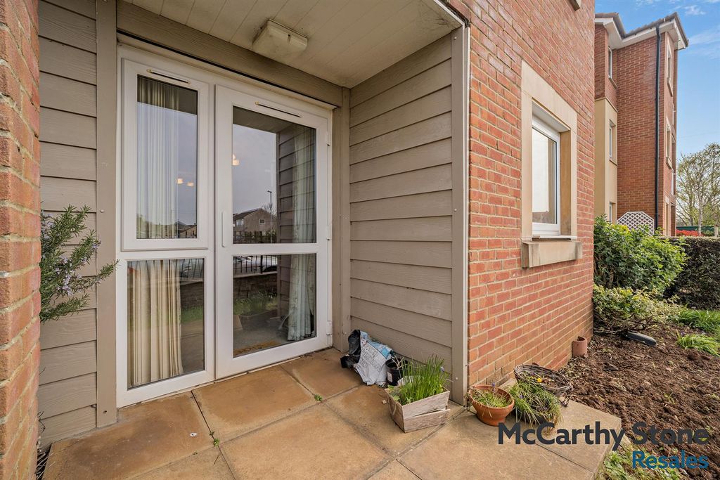 Property photo 3 of 14 Patio