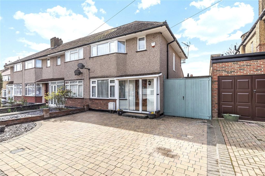 Property photo 1 of 22 Picture No. 01