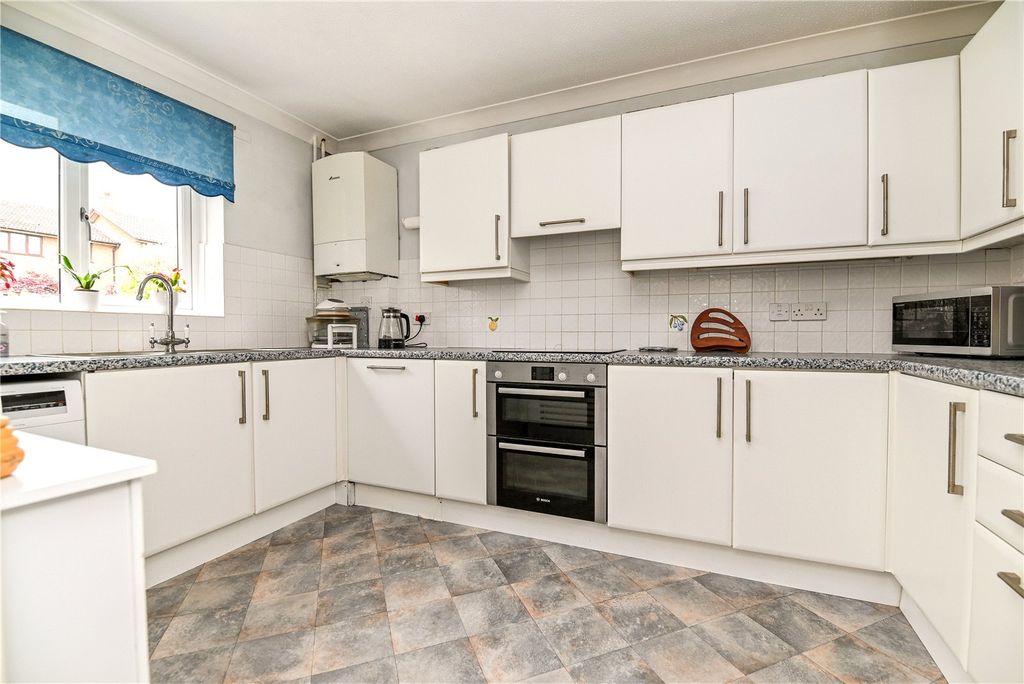 Property photo 2 of 17 Picture No. 02