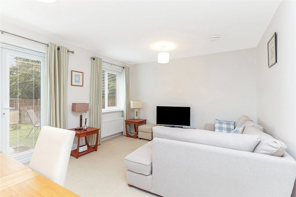 Property photo 2 of 17 Picture No. 29