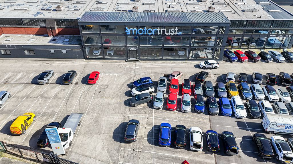 Property photo 2 of 5