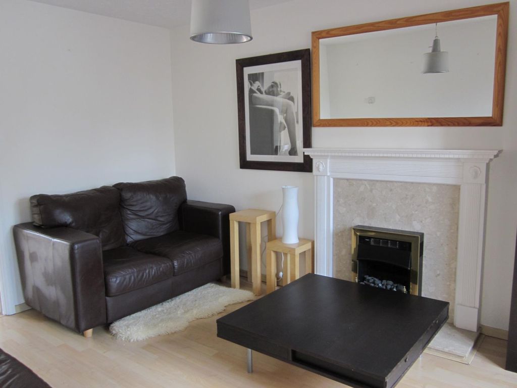Property photo 2 of 6