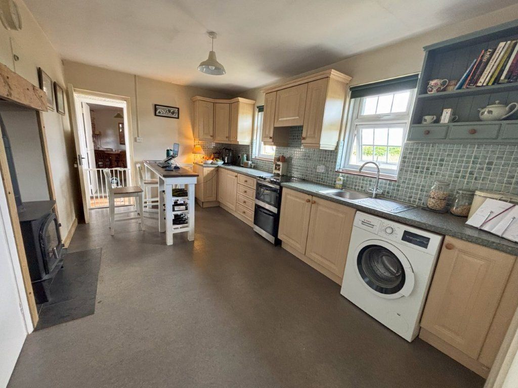 Property photo 2 of 10 Picture No. 07