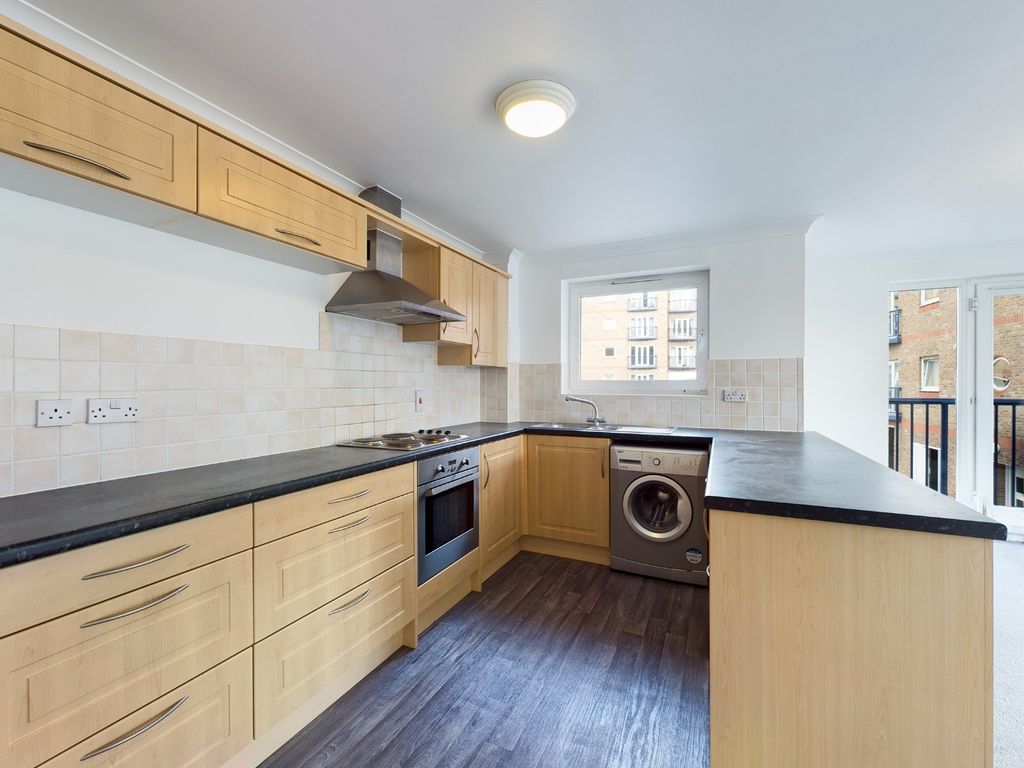 Property photo 3 of 11 4962575