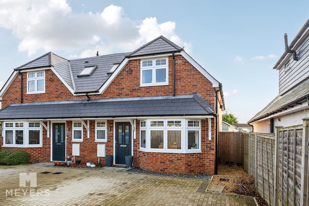 Property photo 3 of 18