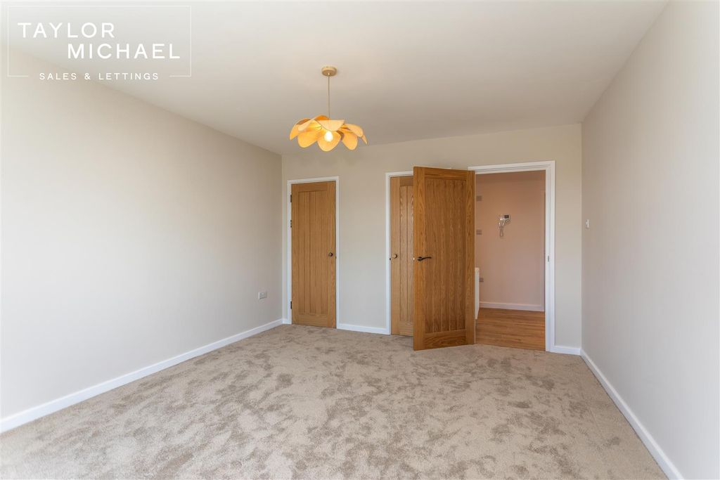 Additional image 21 of 2 bed flat to rentThe Esplanade, Selden, Worthing BN11