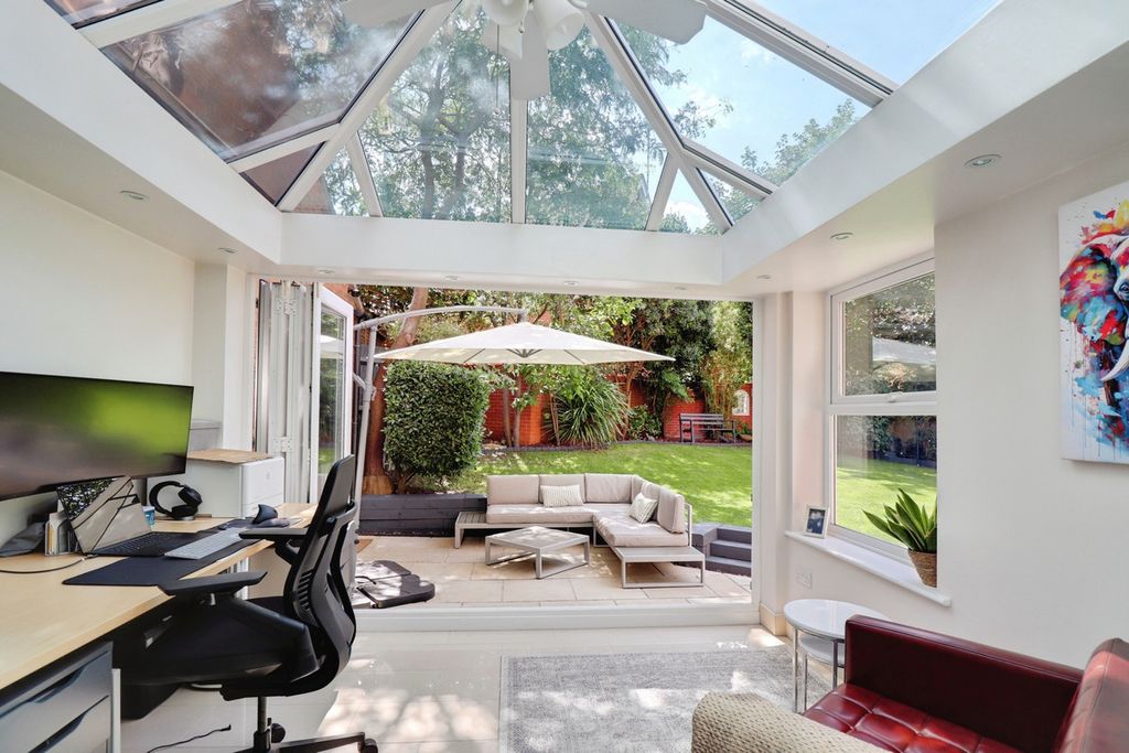 Property photo 3 of 30