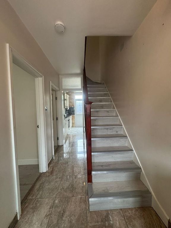 Property photo 3 of 13 3.Jpg