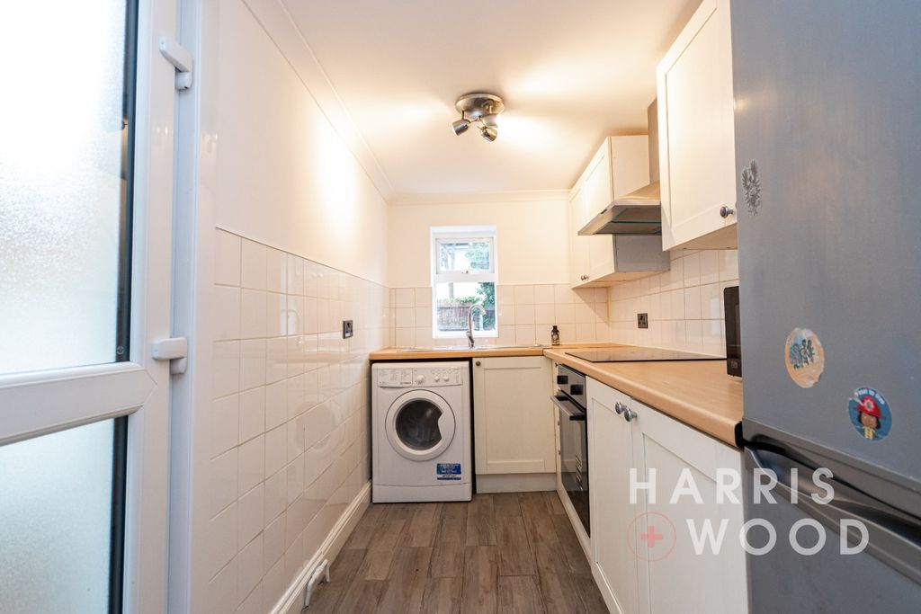 Property photo 2 of 16 4331812