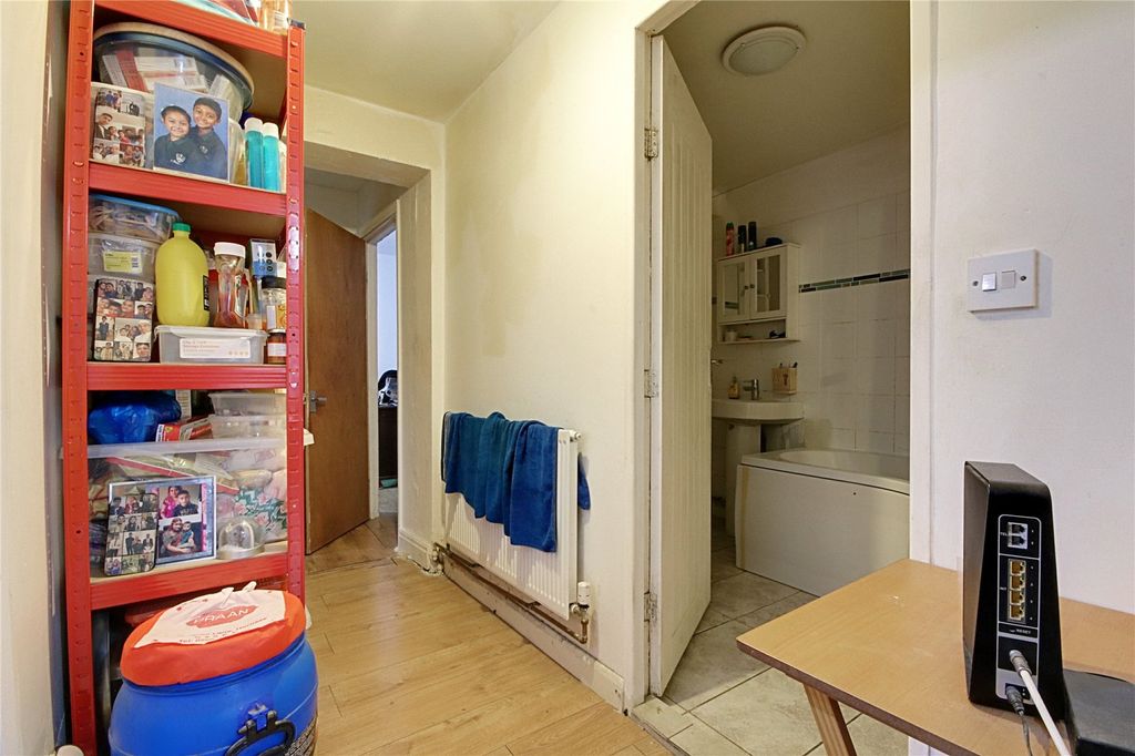 Property photo 3 of 16 Picture No. 09