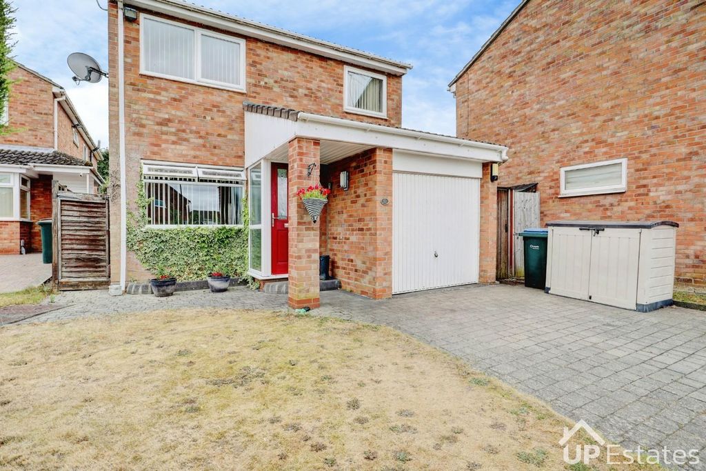 Property photo 2 of 19