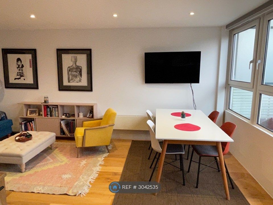 Property photo 3 of 12 Dining Area