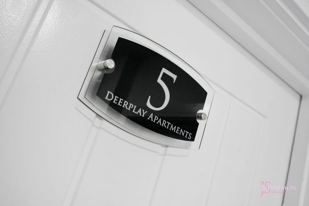 Property photo 1 of 30