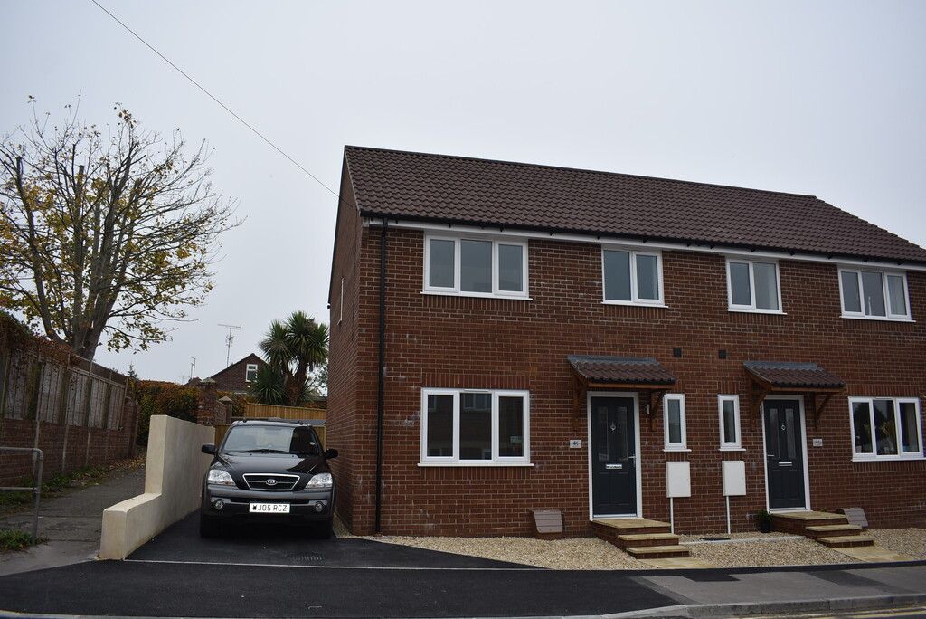 Property photo 1 of 13 Front External