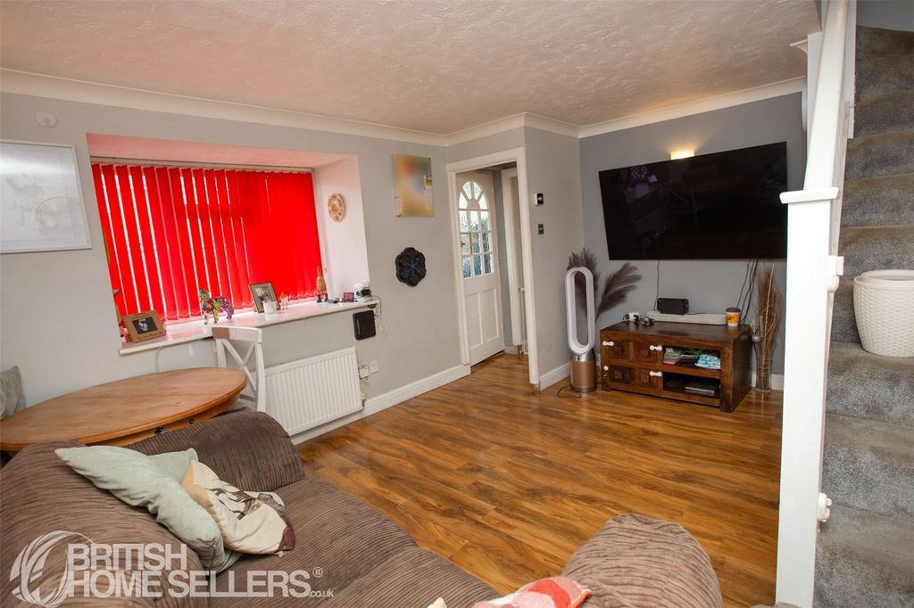 Property photo 3 of 17 Picture No. 06