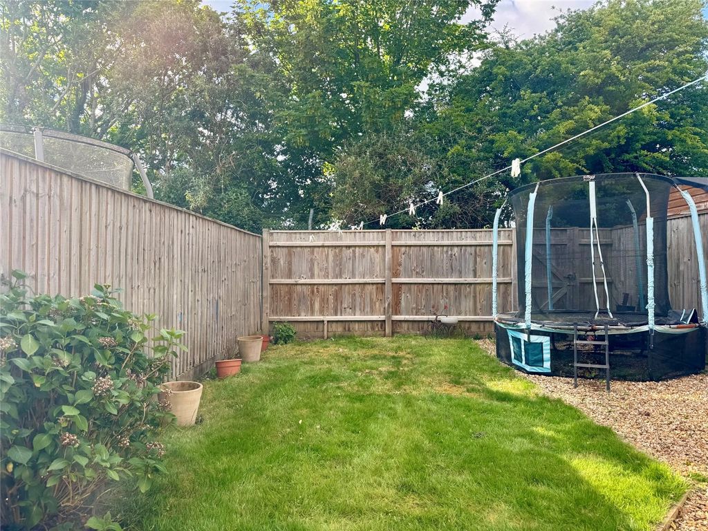 Property photo 2 of 10 Picture No. 03