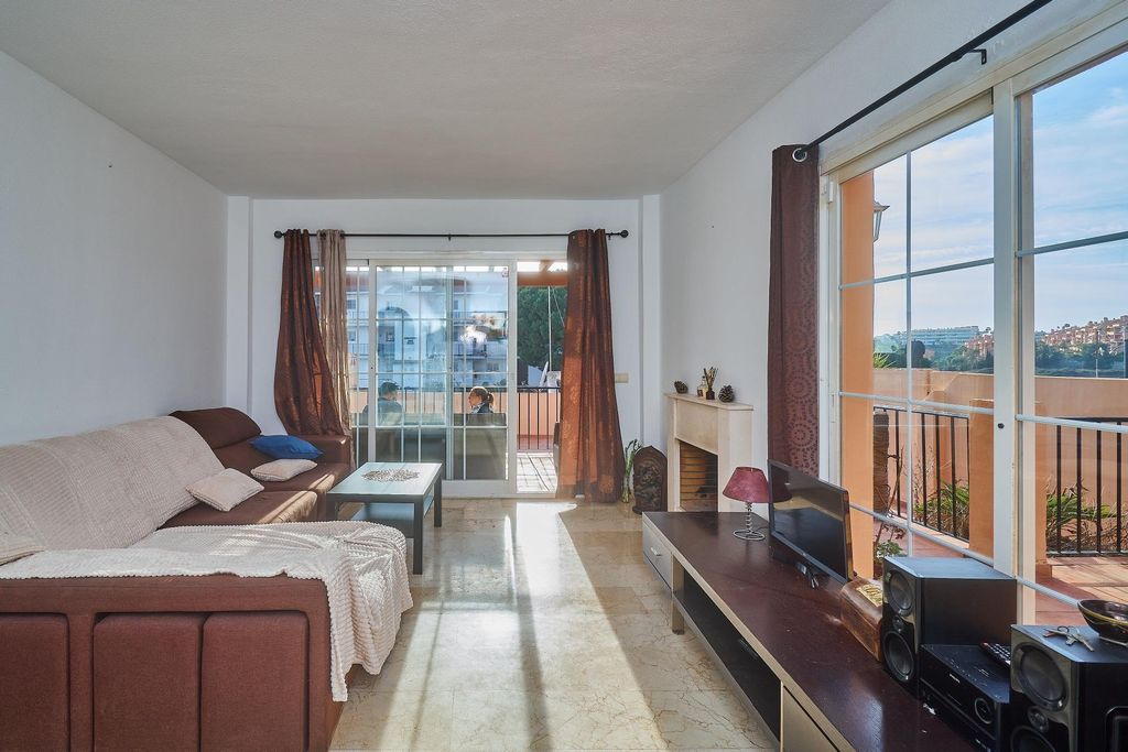 Property photo 3 of 42