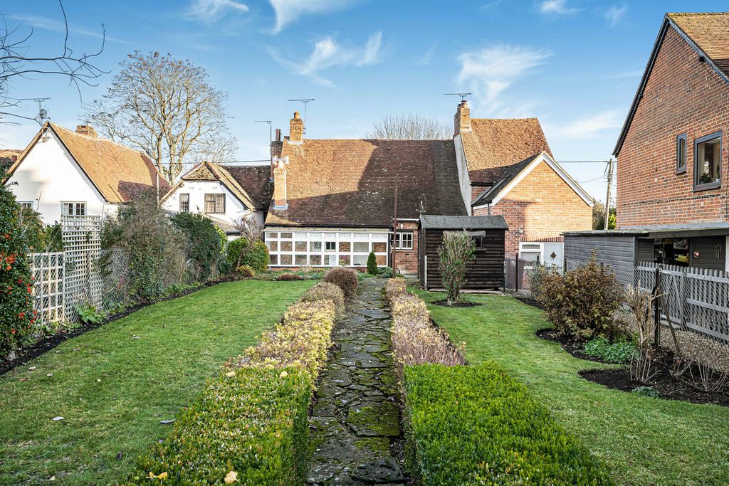 Property photo 2 of 22