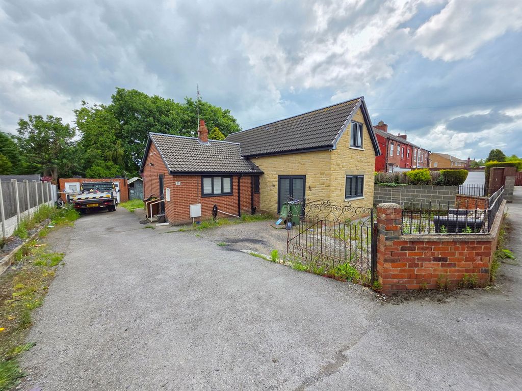 Property photo 1 of 15