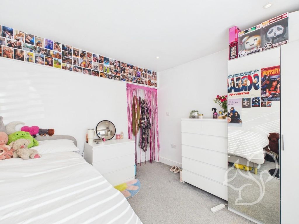 Property photo 3 of 25 Cam01659G0-Pr0333-Still005.Jpg