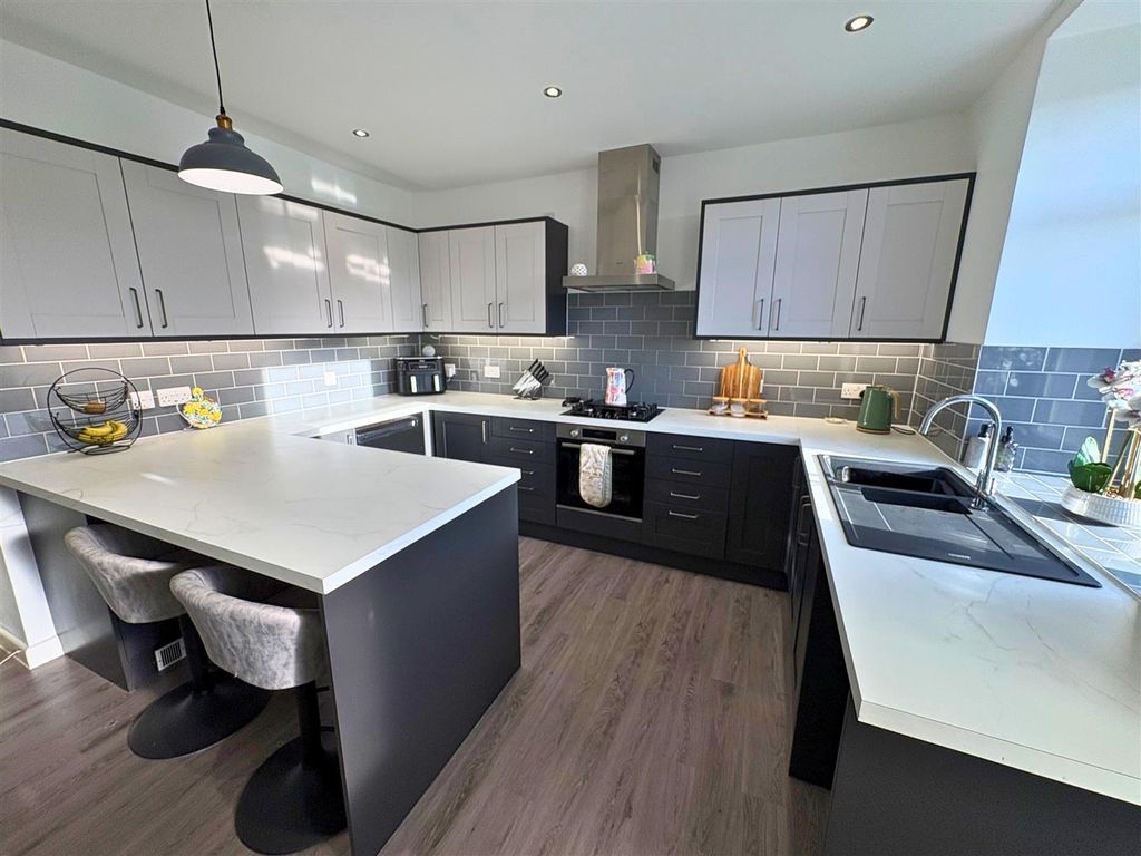 Property photo 1 of 30 Kitchen c (Edit).Jpg