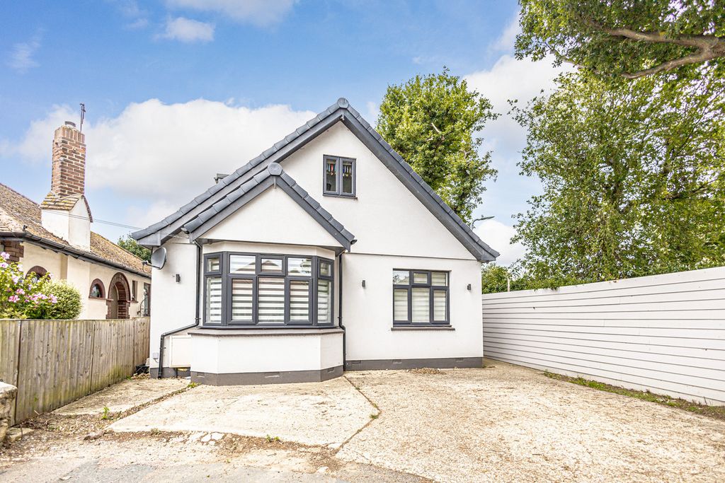 Property photo 1 of 31