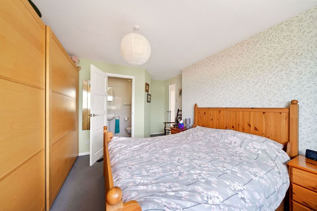 Property photo 3 of 78 Prinicipal Bedroom