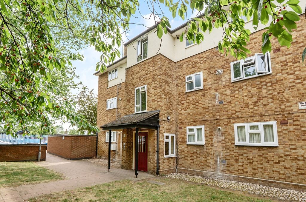Property photo 1 of 15 4426352