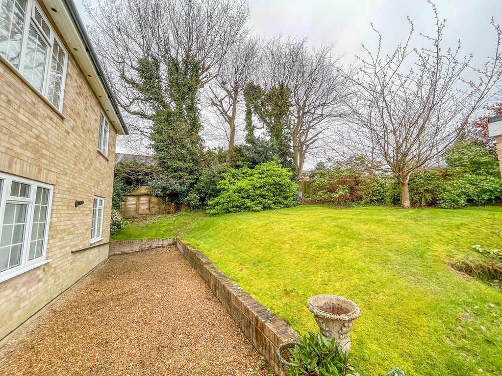 Property photo 3 of 18
