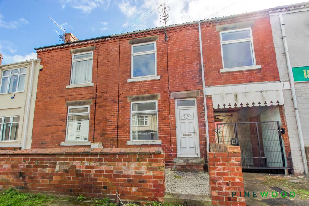 Property photo 1 of 14 Front