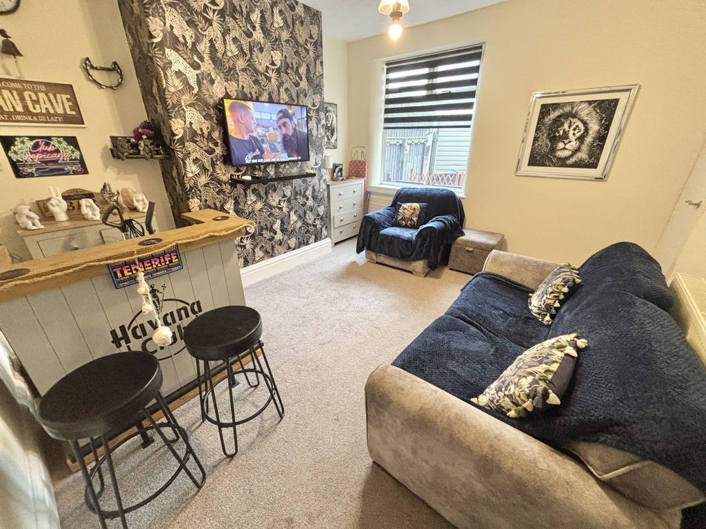 Property photo 2 of 24