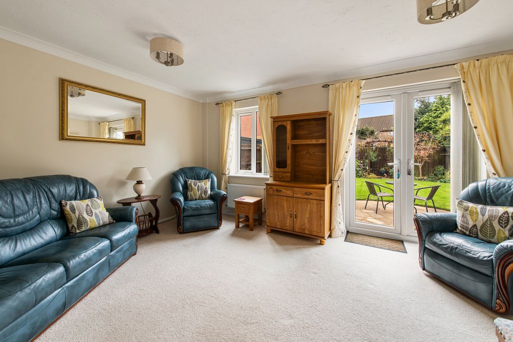 Property photo 2 of 23