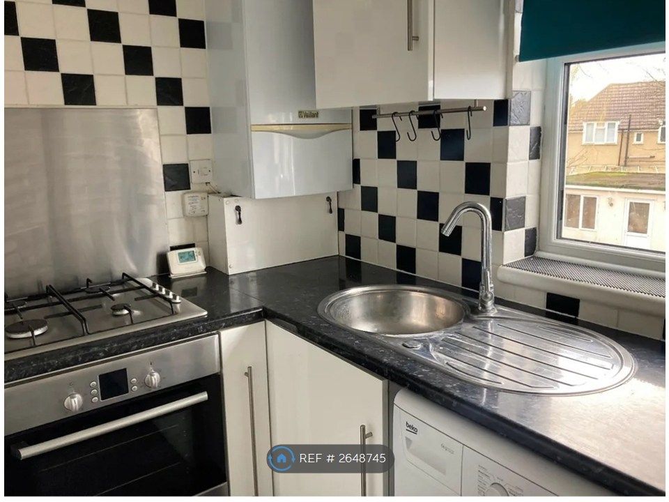 Property photo 2 of 5