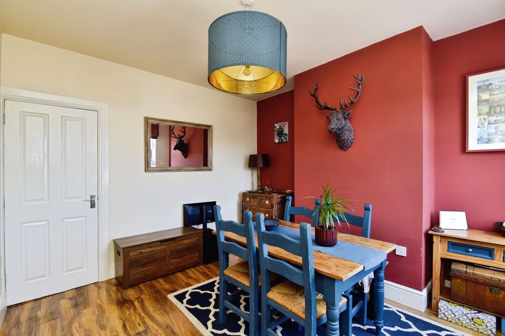 Property photo 3 of 20 Pbox-Img.Jpg