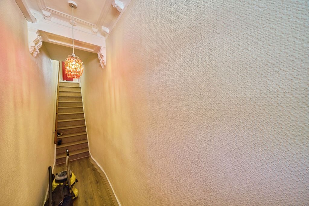Property photo 2 of 11 Pbox-Img.Jpg