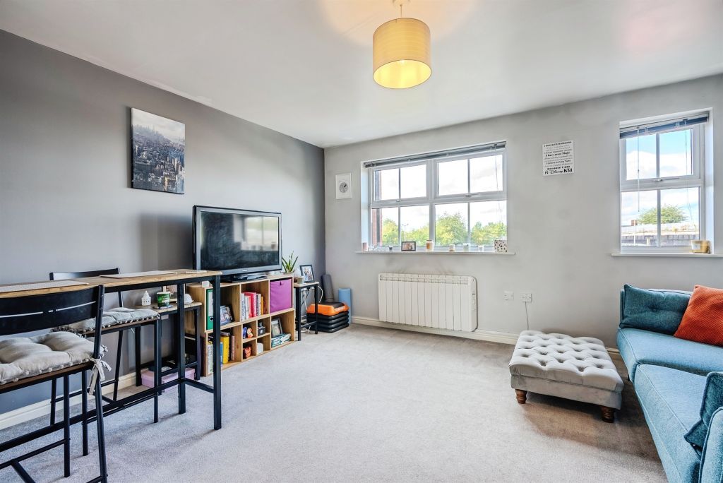 Property photo 3 of 16