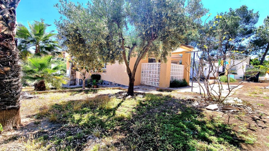 Property photo 3 of 38