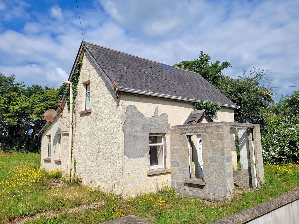 Property photo 2 of 15