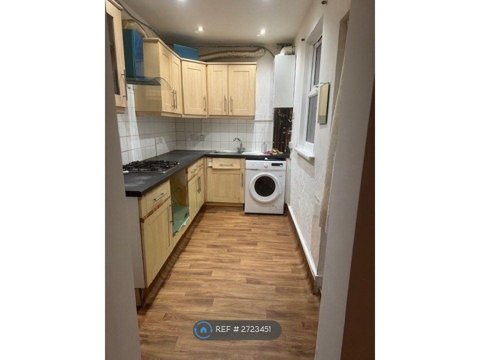 Property photo 3 of 4