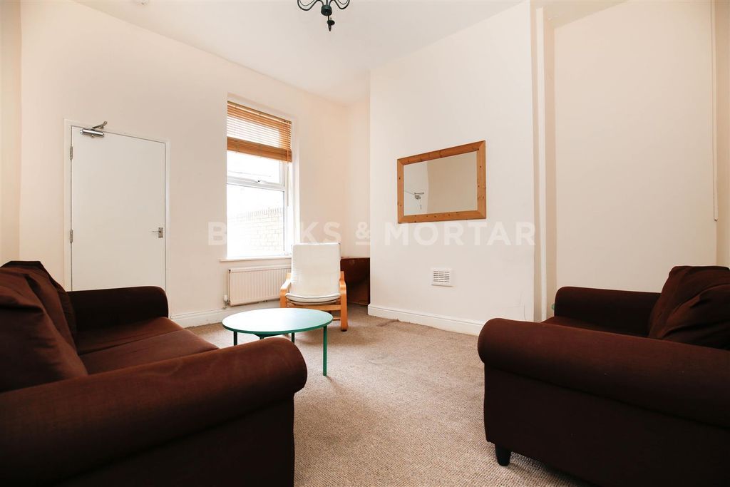 Property photo 2 of 13 Xhqb53Cwztjyxpmoflbejq4Zvki.Jpg