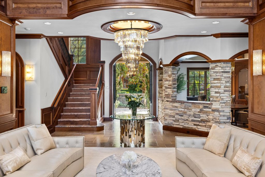 Property photo 3 of 40